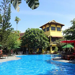 Riverside & Hội An